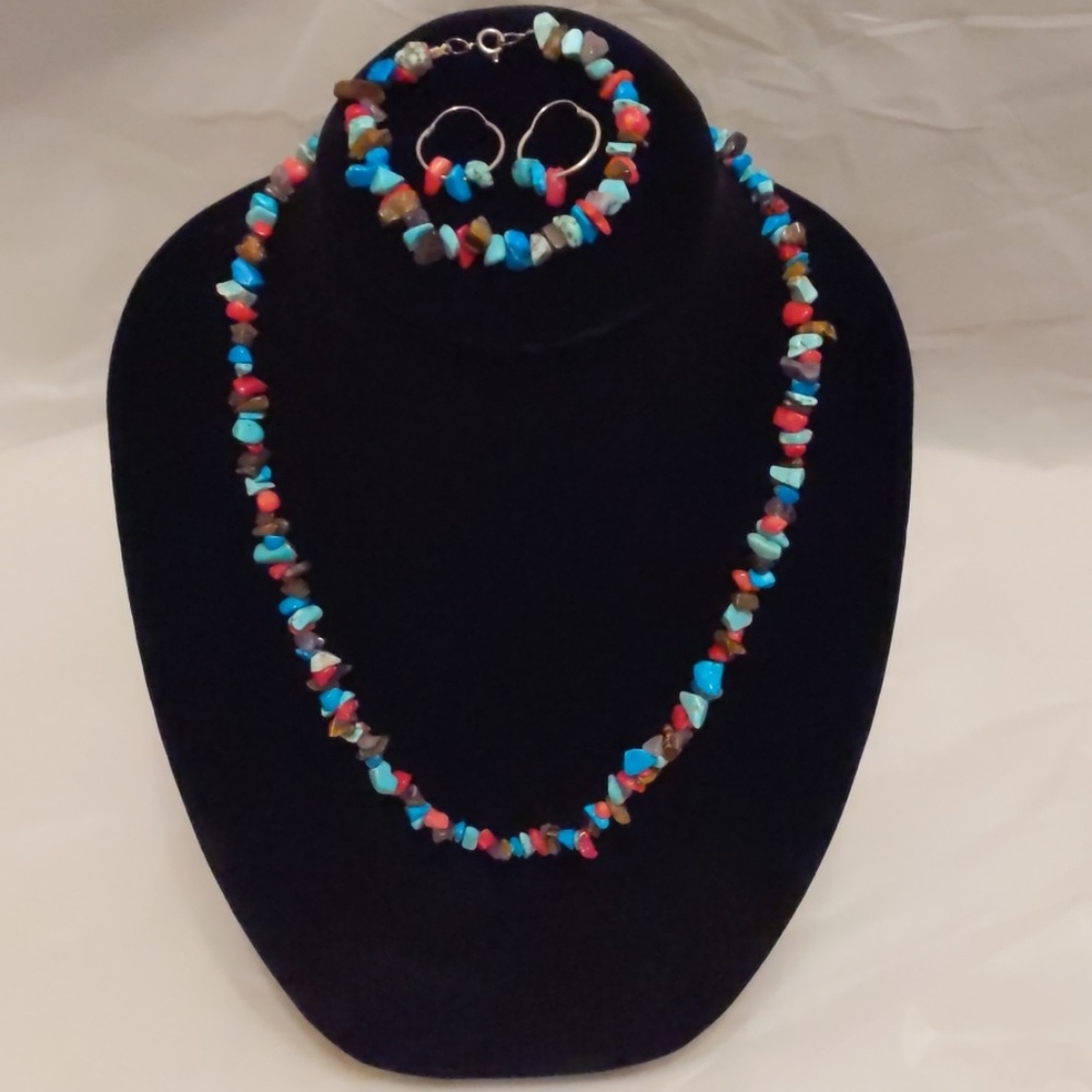 Necklace/bracelet/earrings set